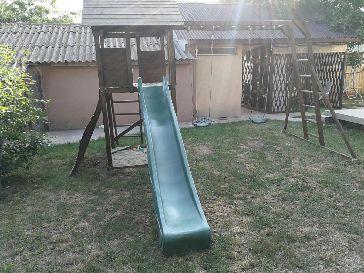 Pensiunea Socrita Corbu  Exteriör bild